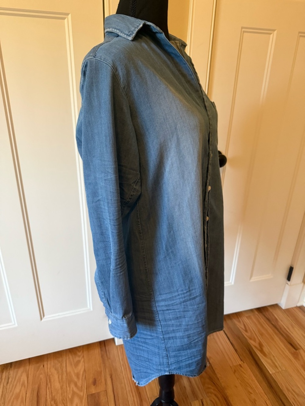 Frank & Eileen Light Blue Denim-Style Button-Down Shirt - Picture 2 of 16